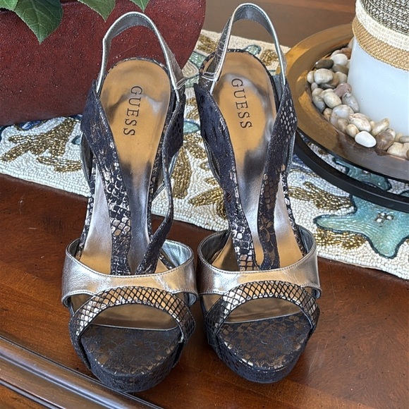 GUESS Genuine Leather Black Metallic Pewter Snakeskin Slingback Platform Heels - Picture 2 of 15